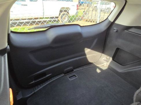 Used 2018 Ford Escape SE image 16