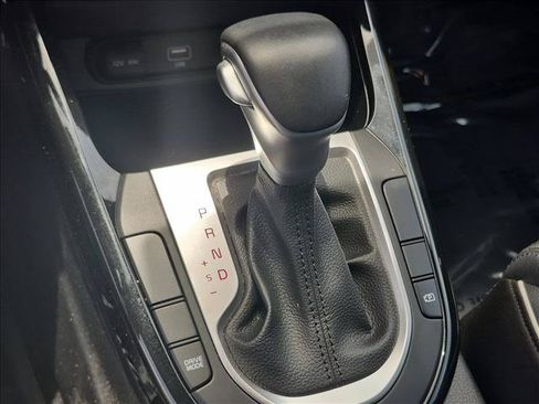Used 2023 Kia Forte GT-Line FWD image 12