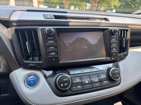 Used 2018 Toyota RAV4 XLE w/ Convenience Package AWD/4WD image 27