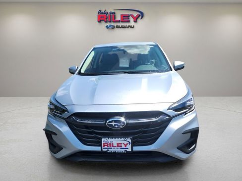 Used 2025 Subaru Legacy Premium AWD/4WD image 9