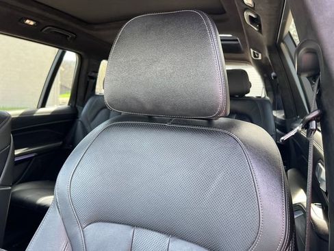 Used 2021 BMW X7 M50i AWD/4WD image 17