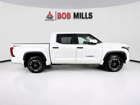 Used 2022 Toyota Tundra Limited AWD/4WD image 8