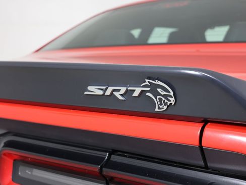 Used 2021 Dodge Challenger SRT Hellcat w/ Plus Package RWD image 16