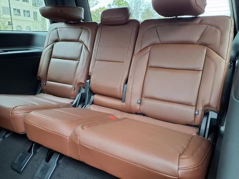 New 2026 Lincoln Navigator Reserve AWD/4WD image 11
