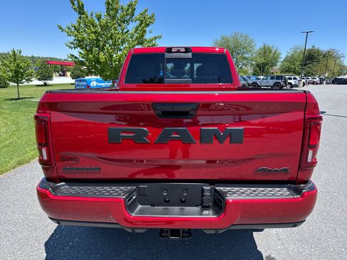 New 2026 RAM 2500 Big Horn AWD/4WD image 11