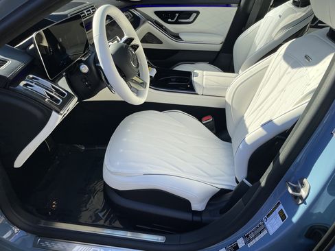 New 2026 Mercedes-Benz S 63 AMG S image 18