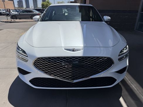 Used 2024 Genesis G70 2.5T image 10