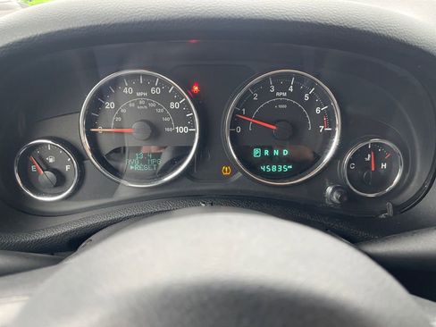 Used 2018 Jeep Wrangler Unlimited Sport image 20