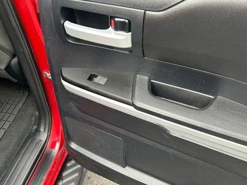 Used 2016 Toyota Tundra SR5 AWD/4WD image 45