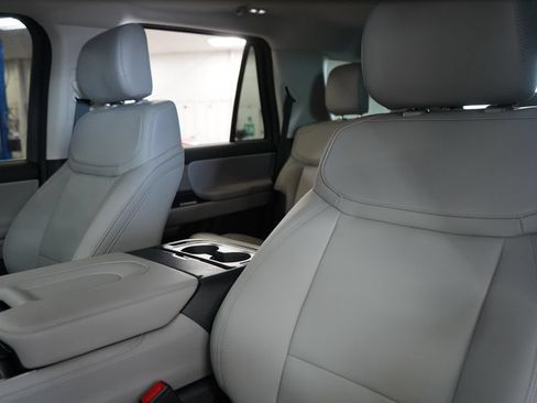 New 2026 Ford Expedition Active AWD/4WD image 20