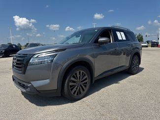 Used 2022 Nissan Pathfinder SL w/ SL Premium Package FWD video 2