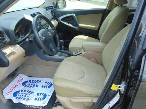Used 2012 Toyota RAV4 4WD w/ Value Pkg image 7