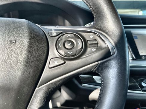 Used 2021 Buick Enclave Avenir w/ Avenir Technology Package image 32