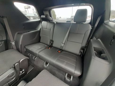 Used 2022 Chevrolet Traverse RS AWD/4WD image 45