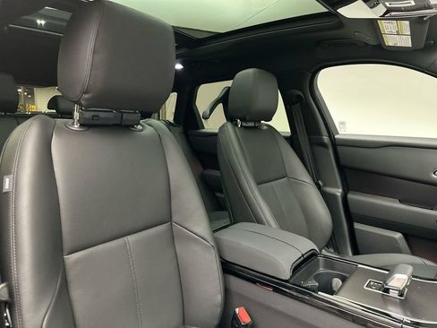 Used 2026 Land Rover Range Rover Velar Dynamic SE AWD/4WD image 5
