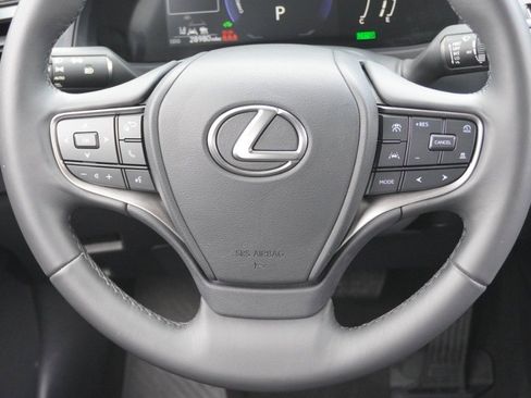 Certified 2025 Lexus UX 300h FWD w/ Accessory Package (Z2) image 27