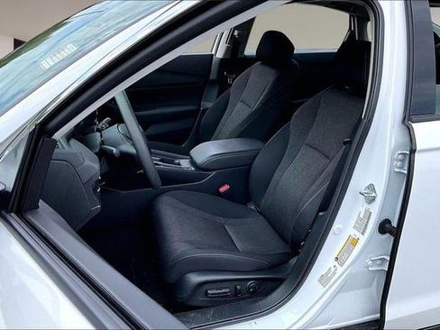 Certified 2024 Honda Accord EX image 18