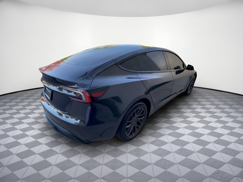 Used 2025 Tesla Model 3 Long Range RWD image 9