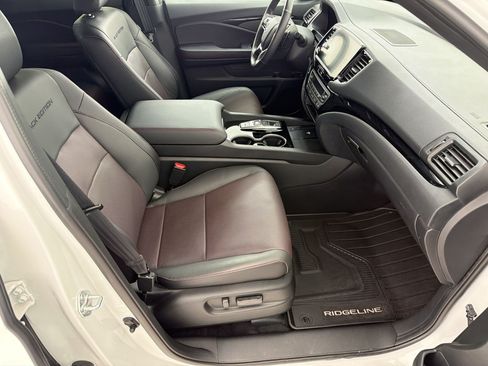 Used 2024 Honda Ridgeline Black Edition image 23