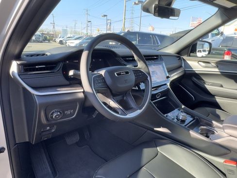 New 2026 Jeep Grand Cherokee Limited w/ Limited Altitude Package image 12