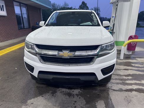 Used 2017 Chevrolet Colorado W/T w/ WT Convenience Package image 3