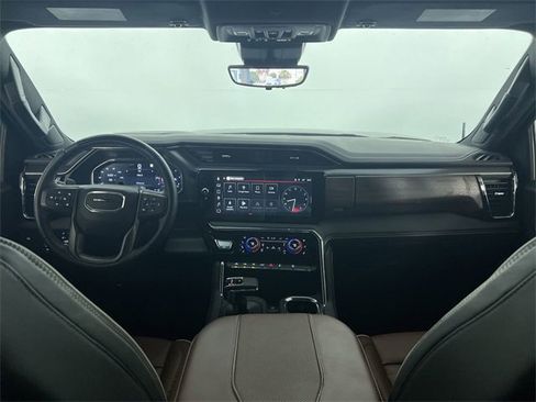 Used 2025 GMC Sierra 1500 Denali Ultimate image 21