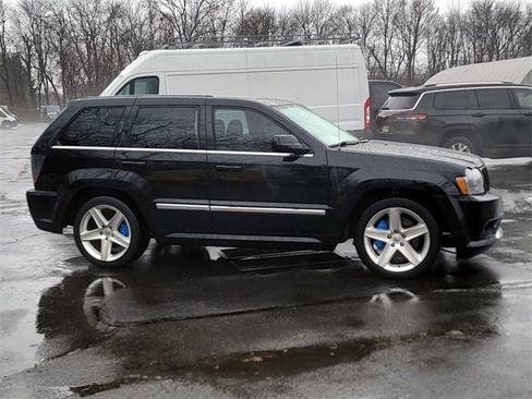 Used 2006 Jeep Grand Cherokee SRT8 w/ SRT Option Group I image 2