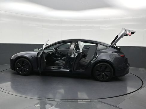 Used 2024 Tesla Model 3 Standard Range RWD image 32