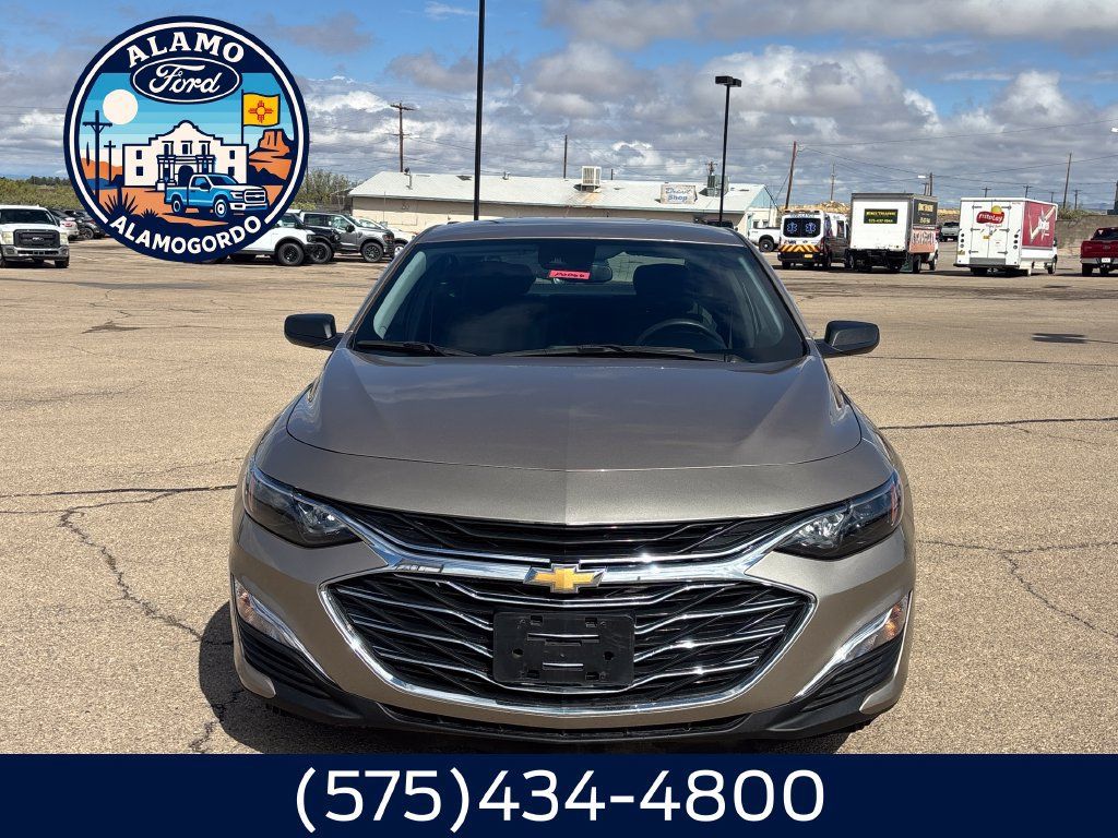 Used 2024 Chevrolet Malibu LS FWD image 16