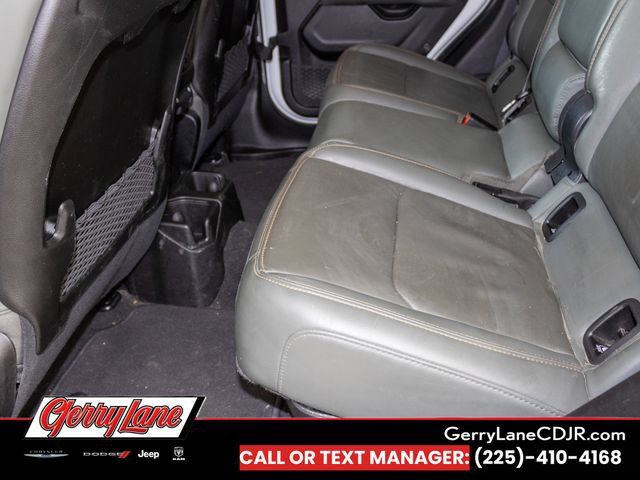 Used 2024 Jeep Gladiator Mojave AWD/4WD image 17