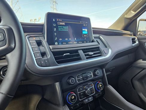 Used 2023 Chevrolet Tahoe Z71 w/ Luxury Package image 16