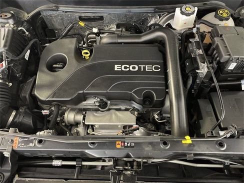 Used 2022 Chevrolet Equinox LT image 35