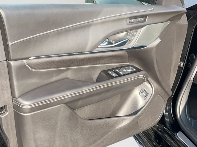 Certified 2023 Cadillac CT4 V Blackwing w/ Driver Assist Package RWD image 10