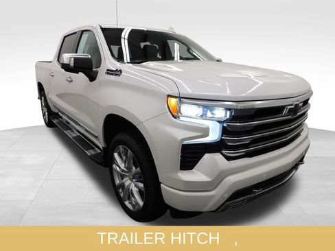 Used 2025 Chevrolet Silverado 1500 High Country w/ High Country Premium Package image 10