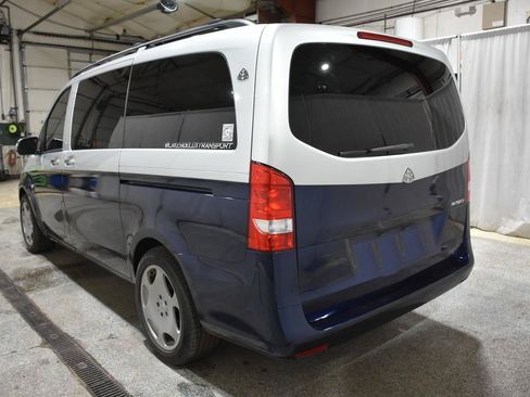 Used 2016 Mercedes-Benz Metris Passenger image 4