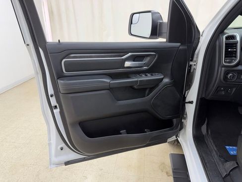 Used 2023 RAM 1500 Big Horn AWD/4WD image 15