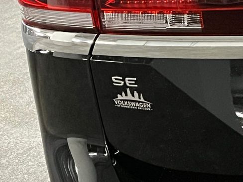 New 2025 Volkswagen Atlas SE image 37
