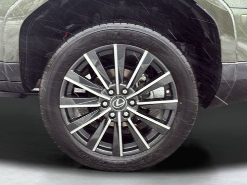 Used 2024 Lexus GX 550 image 18