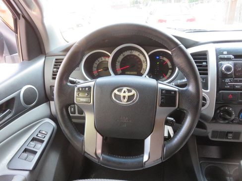Used 2012 Toyota Tacoma 4x4 Double Cab image 13