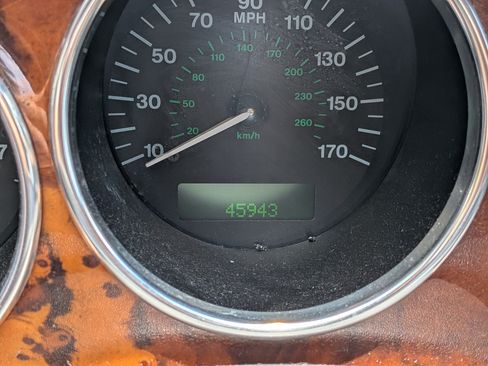 Used 2003 Jaguar XK8 Convertible RWD image 26