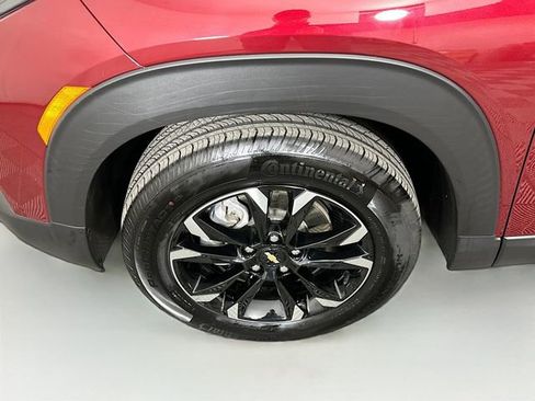 Used 2023 Chevrolet TrailBlazer LT w/ Convenience Package image 17