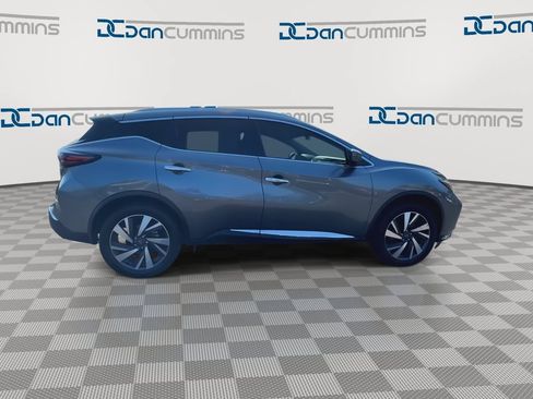 Used 2023 Nissan Murano SL FWD image 9