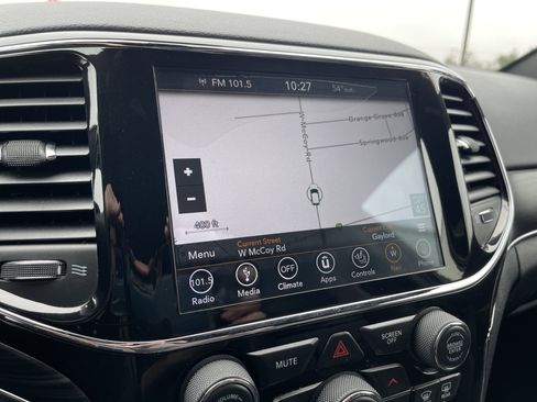 Used 2019 Jeep Grand Cherokee Limited image 17