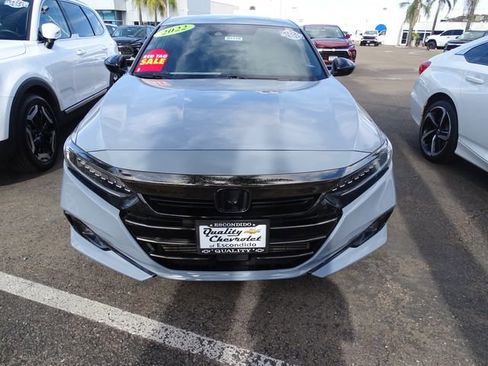Used 2022 Honda Accord Sport image 6