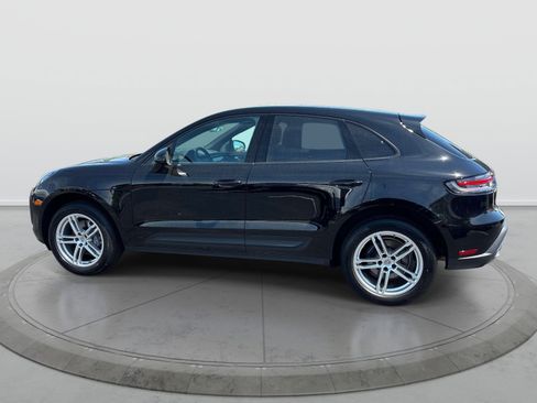 Used 2024 Porsche Macan AWD/4WD image 2