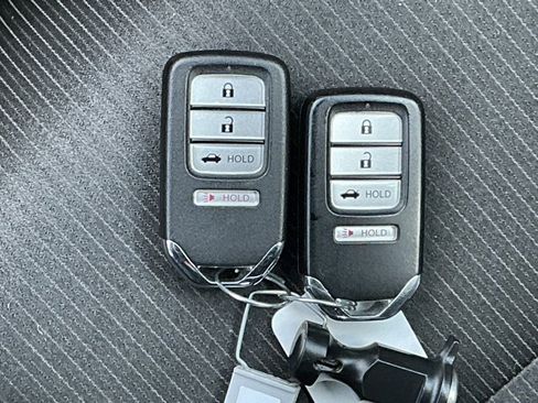 Used 2021 Honda Accord Sport image 17