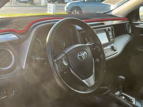 Used 2016 Toyota RAV4 XLE AWD/4WD image 17