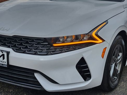 Used 2023 Kia K5 LXS image 7