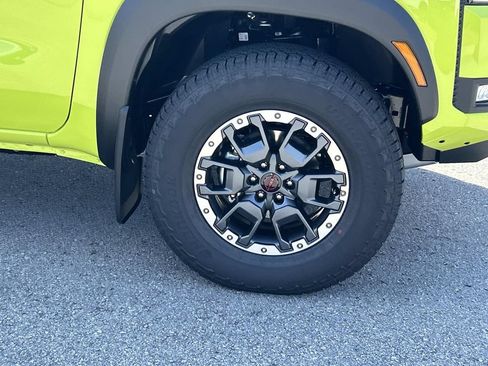 New 2026 Nissan Frontier PRO-4X w/ Pro Premium Package AWD/4WD image 8