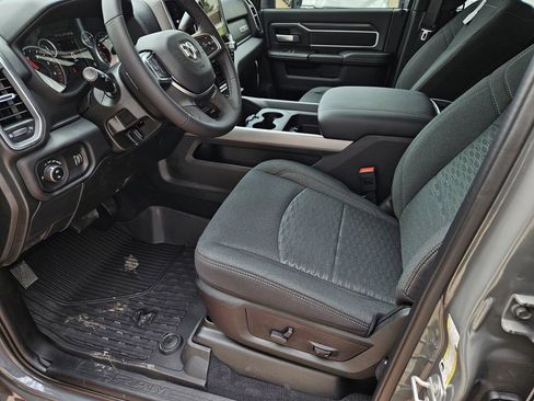 New 2026 RAM 1500 2WD Crew Cab image 13